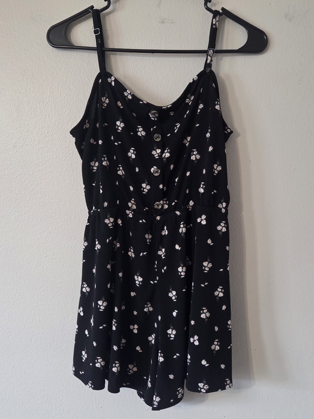 Aeropostale Black Floral Romper Size Medium